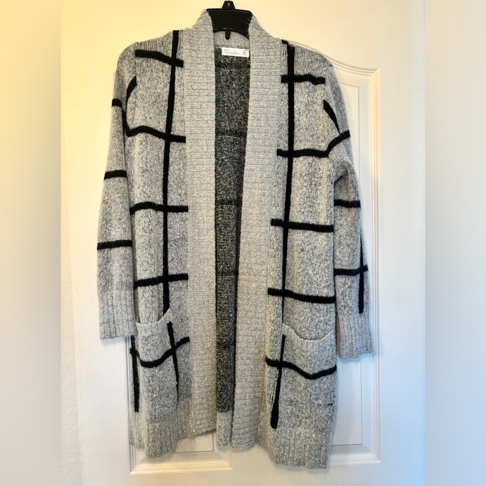 grey and black grid cardigan